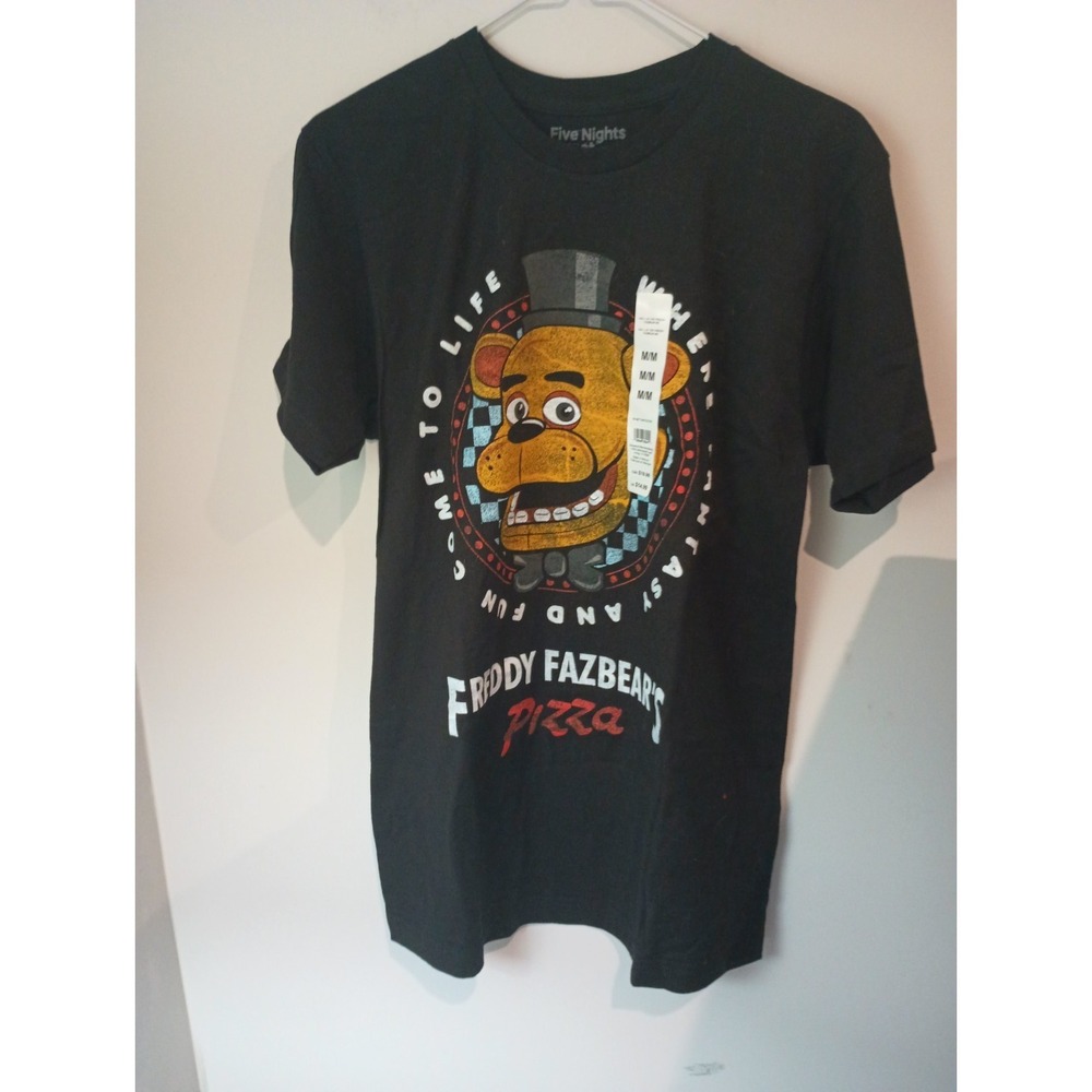 Five Nights At Freddys Adult M Black Tshirt Fazbear Pizza New with Tags
